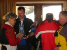 H�ttenwirtin Maria Lahner (links) mit 1. SV D�rsch