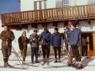 Vor dem Bruneckerhaus 1964